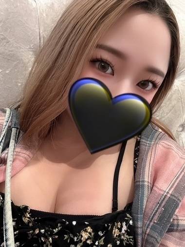 「今日は短め出勤⚠️会えるチャンスはここだけ♡」