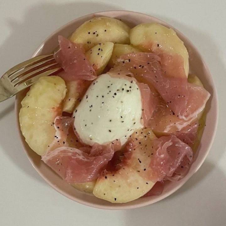 自分で作ってみた美味しそうなやつ！生ハム！美味しい！