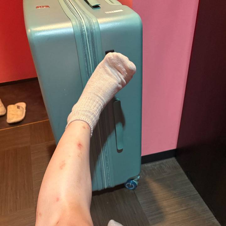 脚縮んだ？