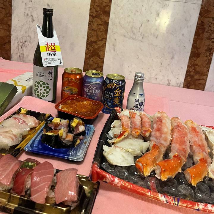 🦀贅沢に頬張りまくり🦀お土産明日美味しくいただきます🌹