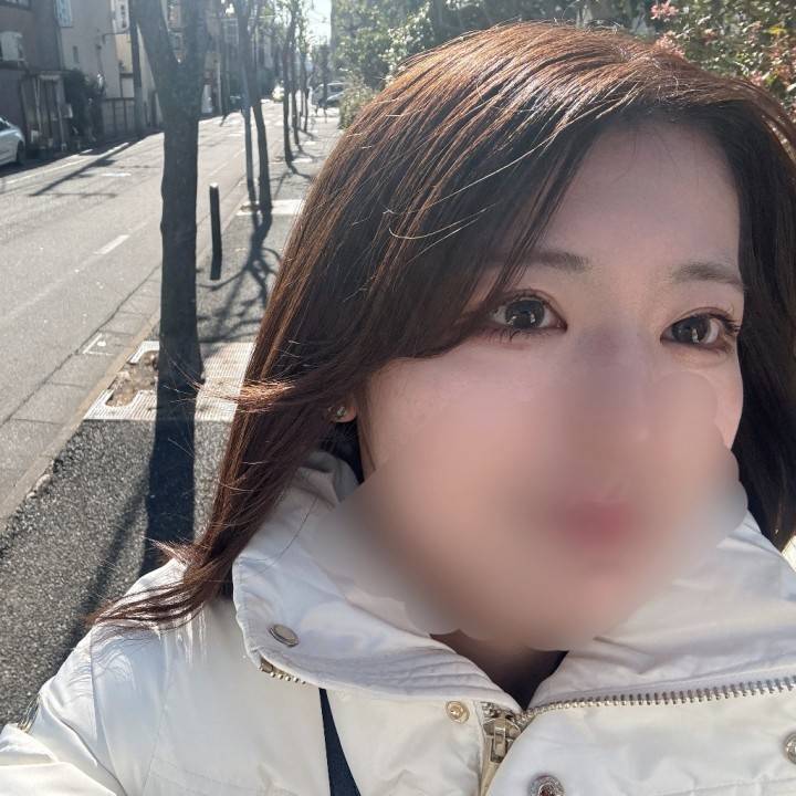 明日出勤してます^. ̫.^