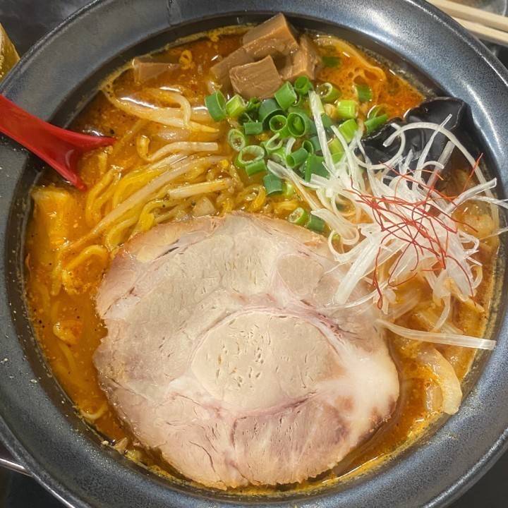 今日も頑張る"٩(ｰ̀ꇴｰ́)