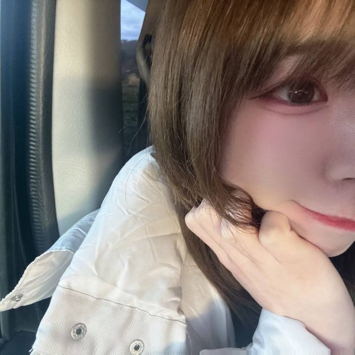 茶髪ミディアムです！