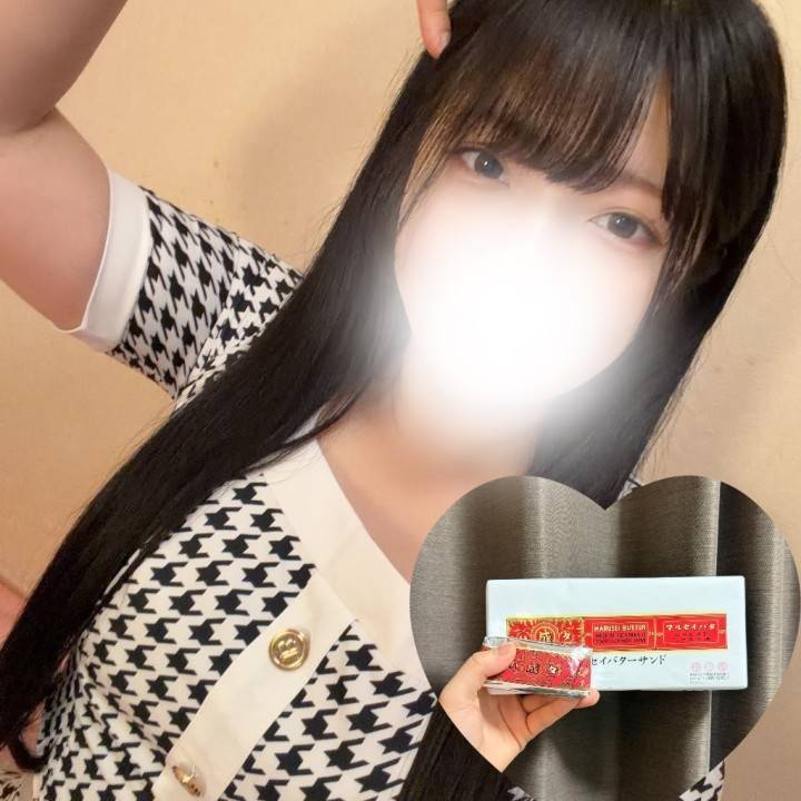 衣装のチャックしまらんかった笑笑