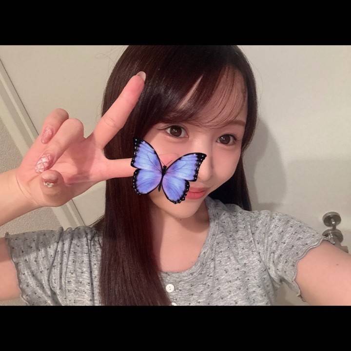 明日✨