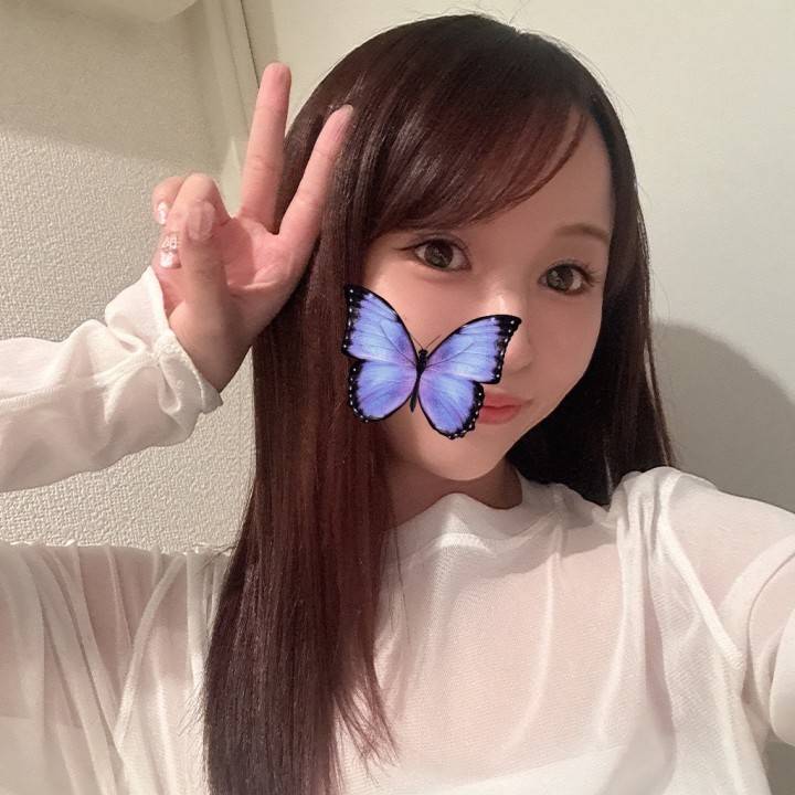 明日✨