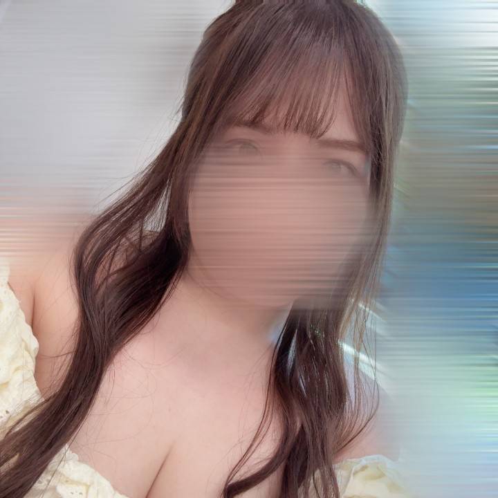 わた🐈‍⬛明日19時から出勤🎀