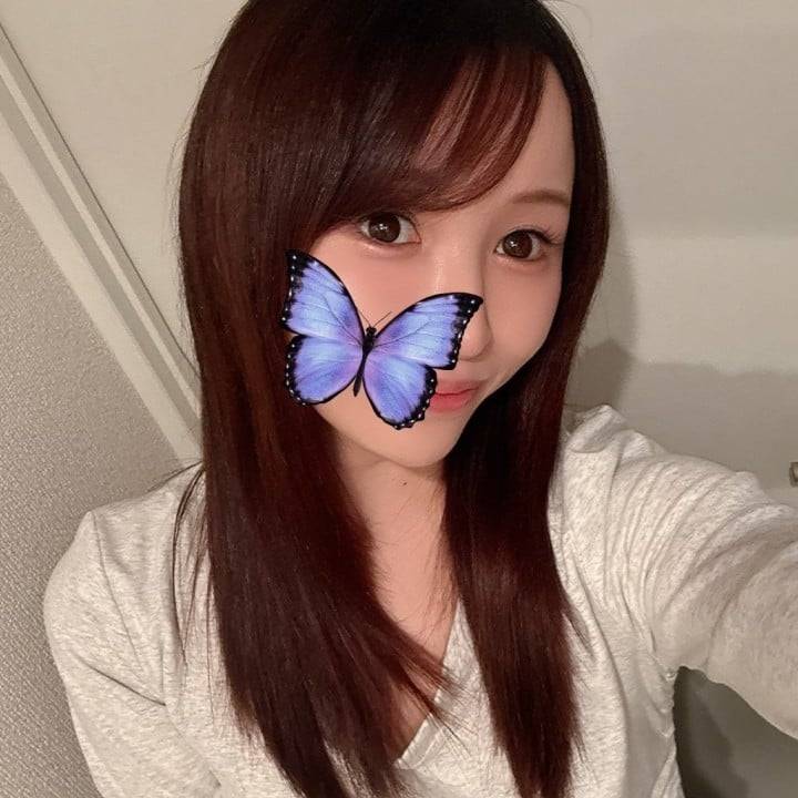 明日✨