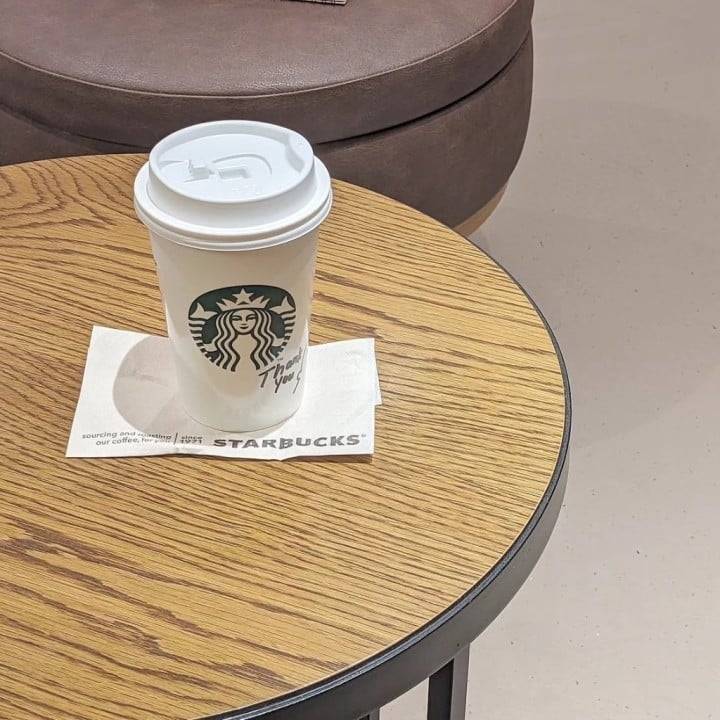 狭くて暑い、、、
