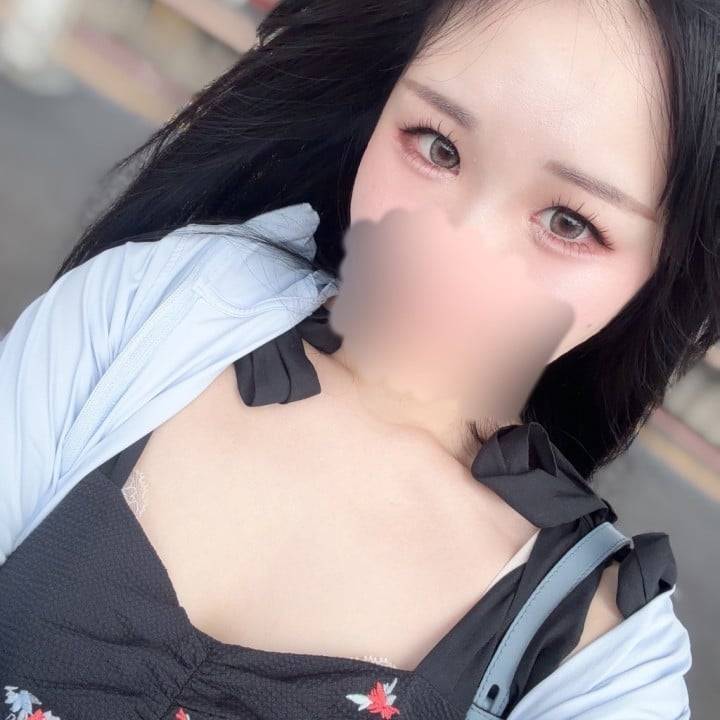 前髪吹き飛んだ😭