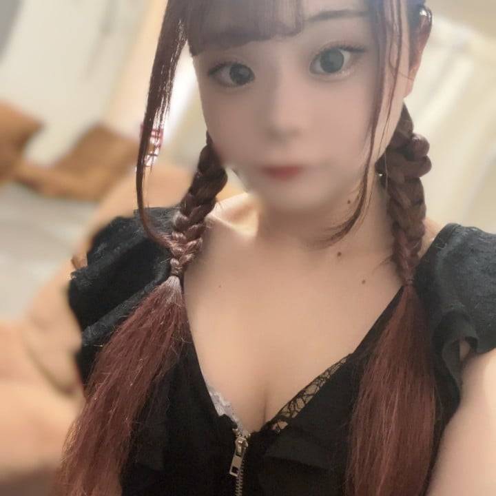 🎀元気に出勤中ですᥫᩣ  ̖́-🎀