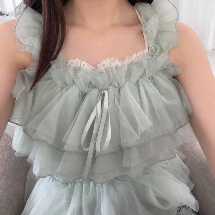 明日📣