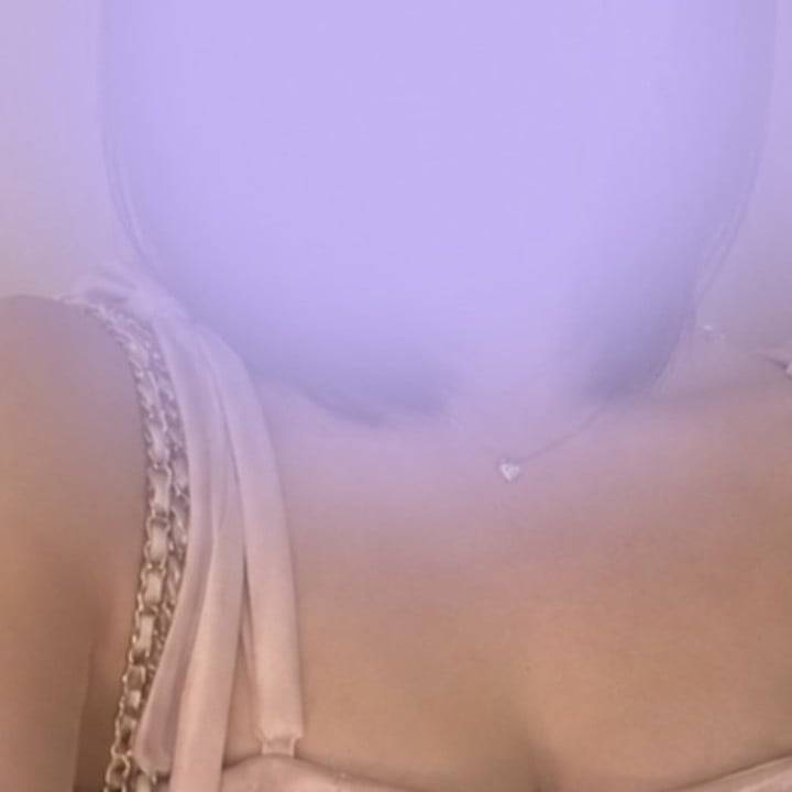 ピンク
