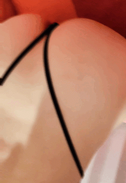 "(∩>ω<∩)"