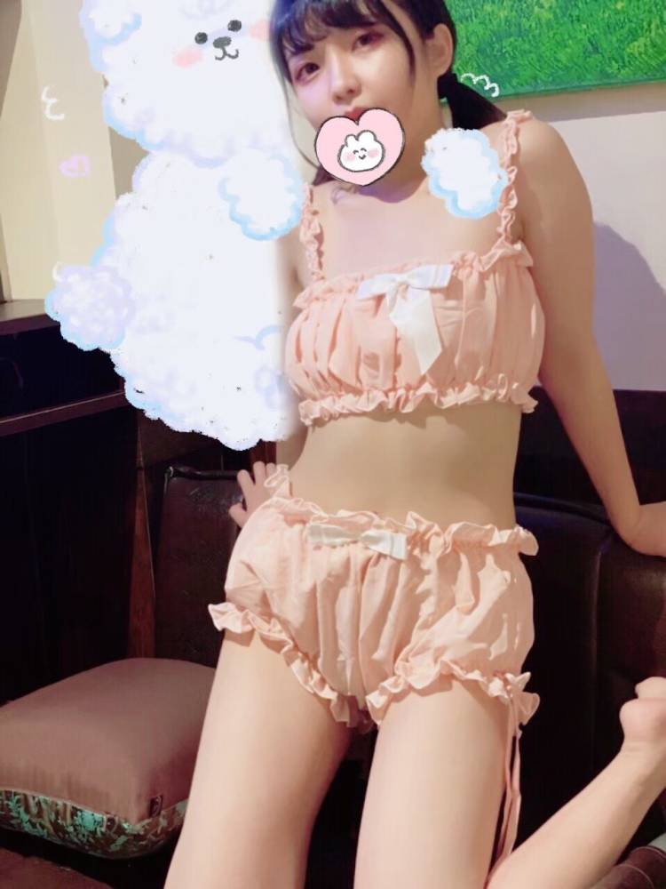 初めまして(=・ω・）ノ