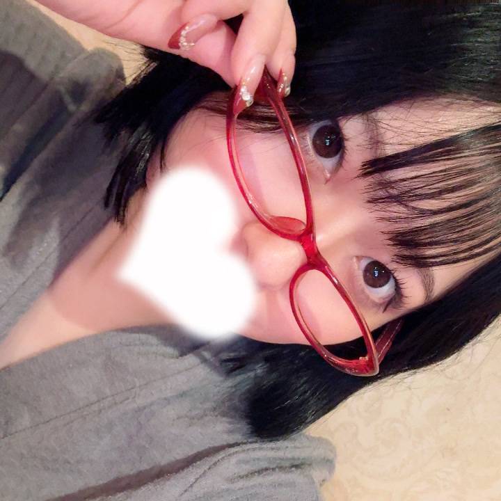 `⎚⩊⎚´ -✧