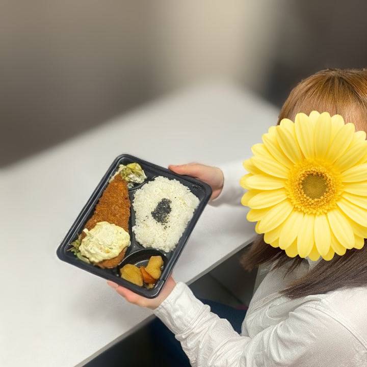 お昼ごはんです🍱