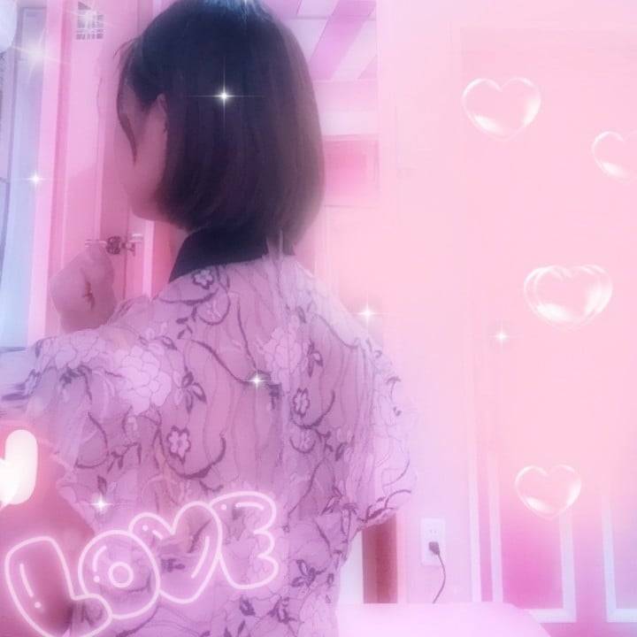 すみれです