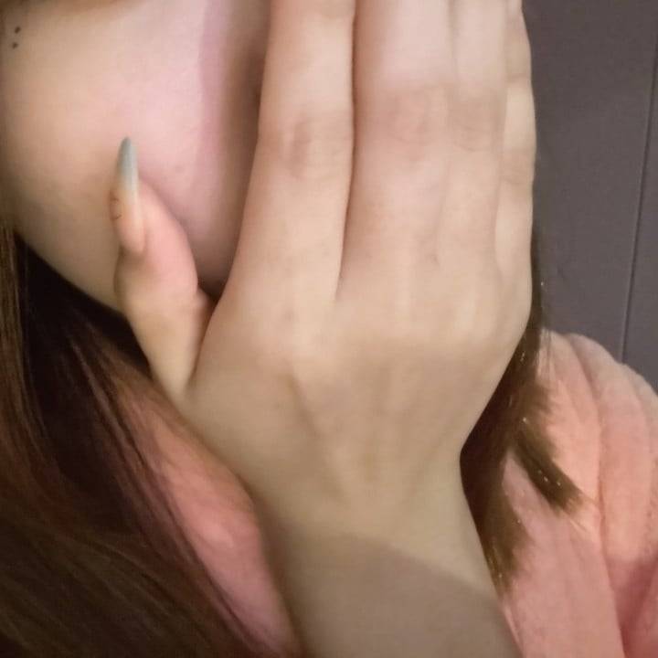 目、、😭