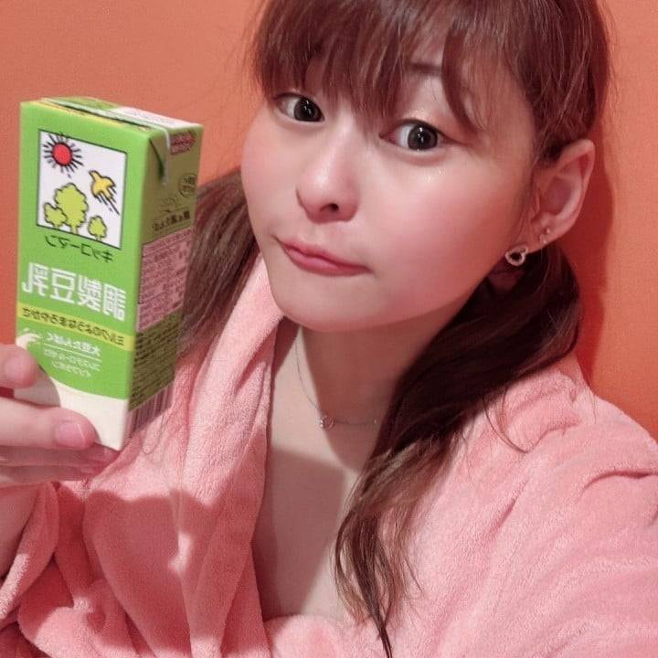 左は休み(◞‸◟)