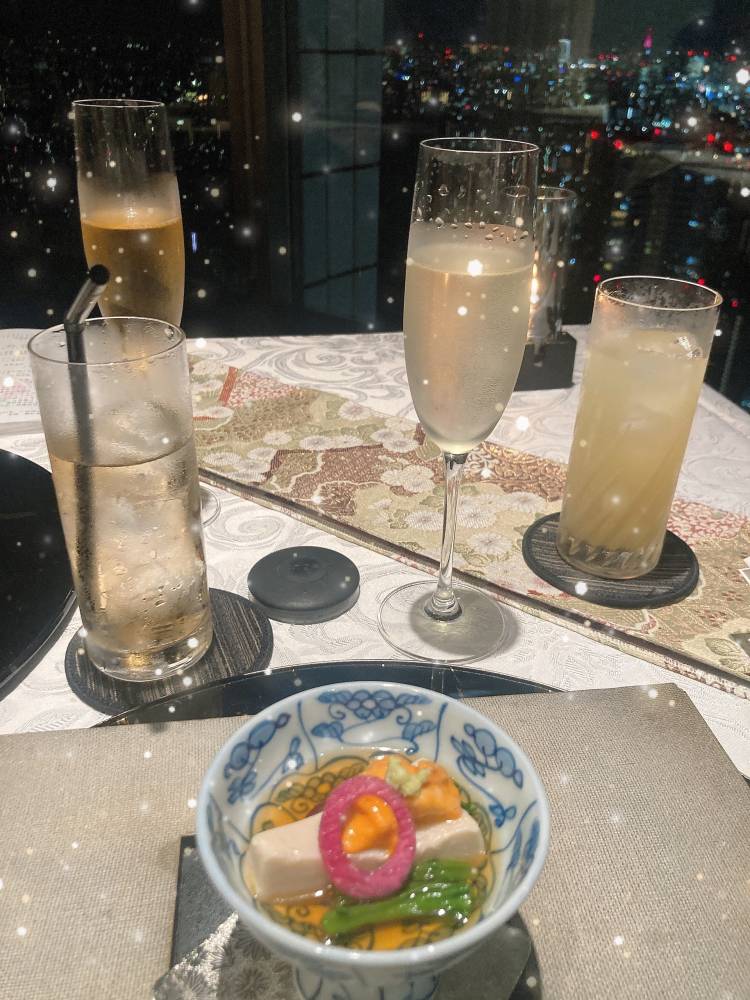 8日(金)10:00-16:00で出勤します💖