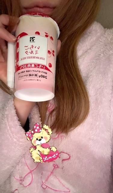 浜田さん洋食といちごミルク