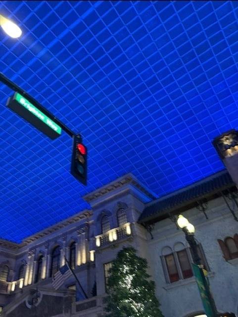 雨のち曇り