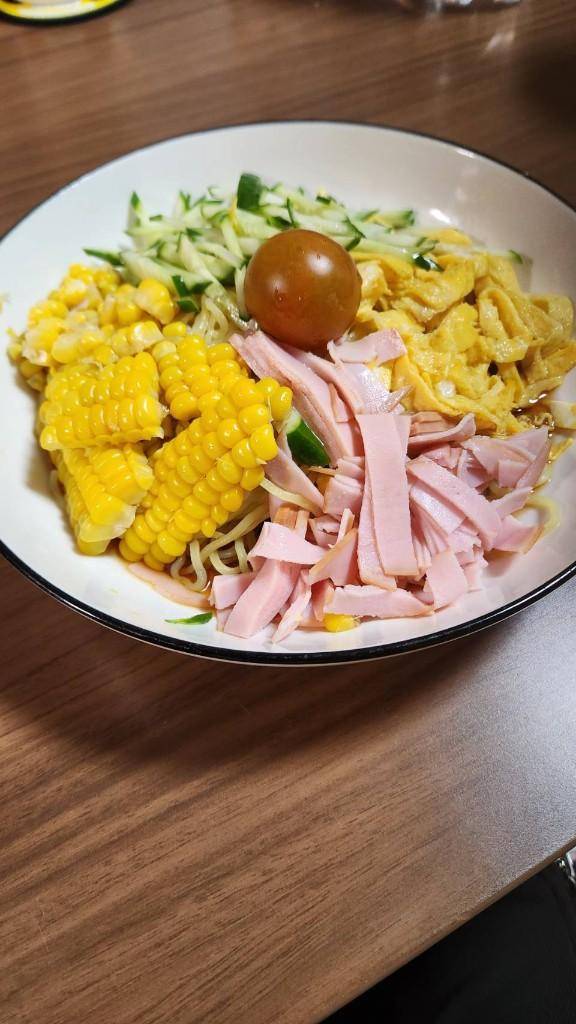 冷やし中華始めました!!!!