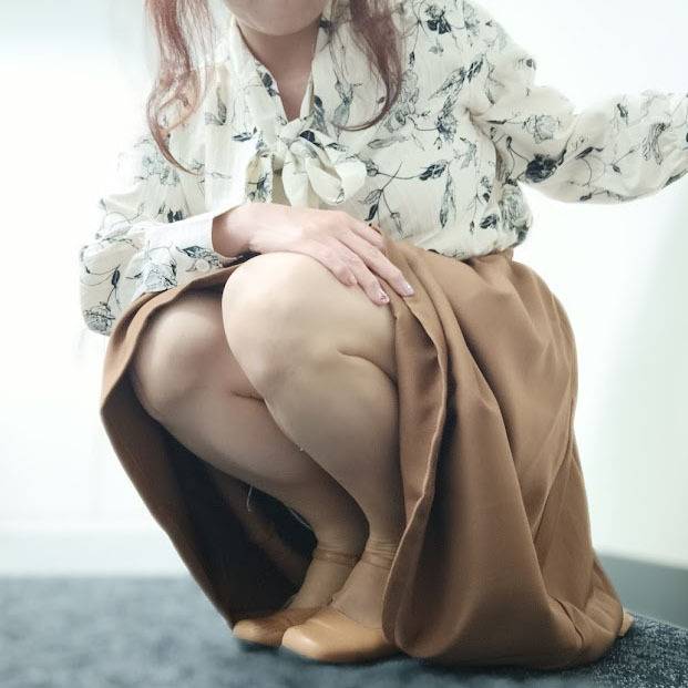 桃瀬(変態美熟女お貸しします。)