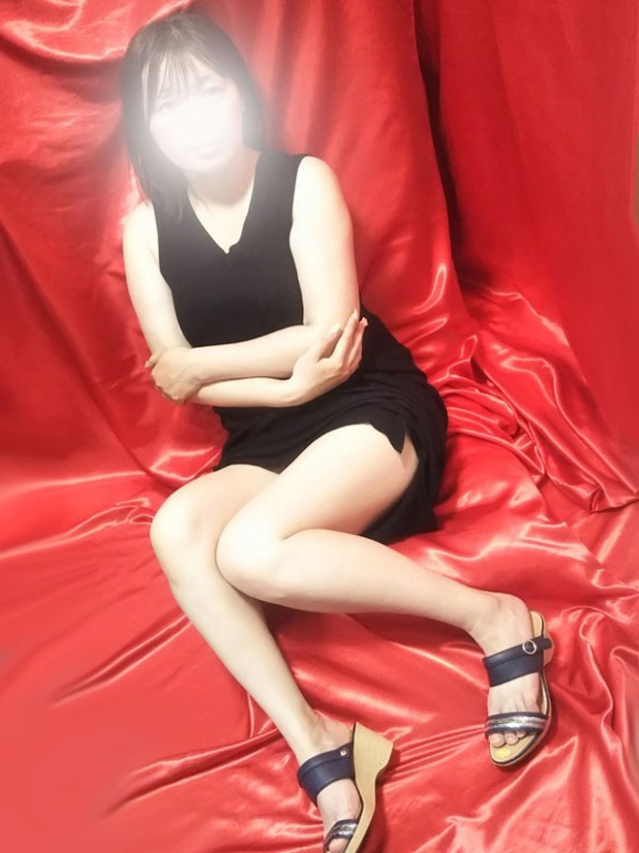中丸（変態美熟女お貸しします。）