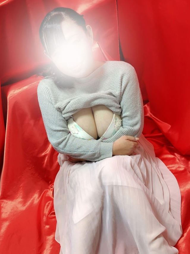 矢野(変態美熟女お貸しします。)