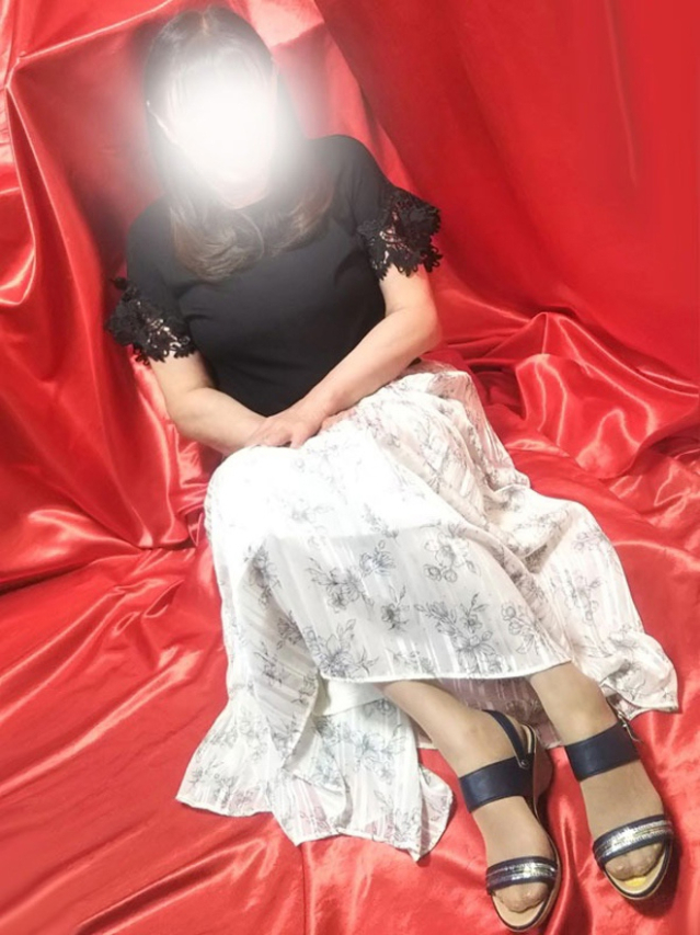 麻生（変態美熟女お貸しします。）