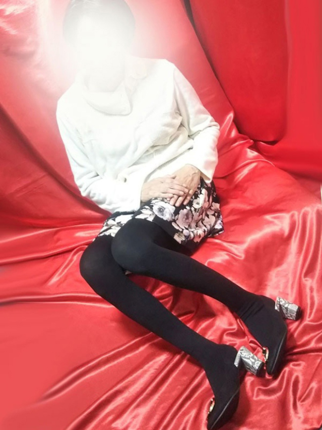 若村(変態美熟女お貸しします。)