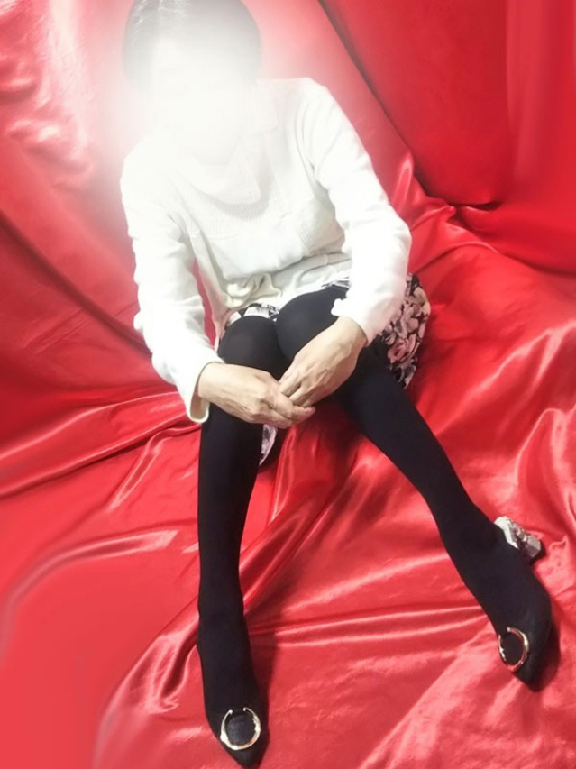 若村(変態美熟女お貸しします。)