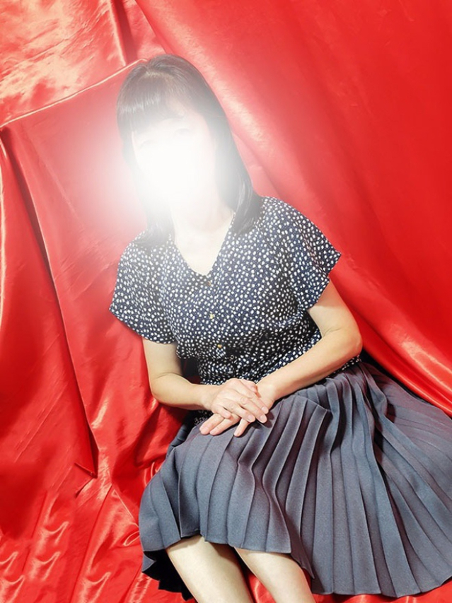 中川（変態美熟女お貸しします。）