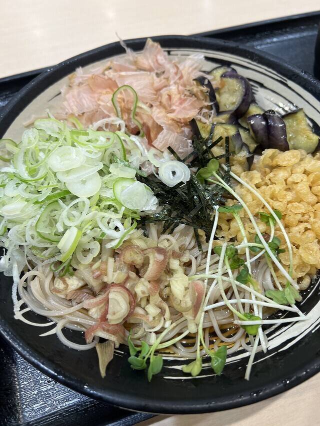 さっぱりスルスル〜美味しい香味野菜そば