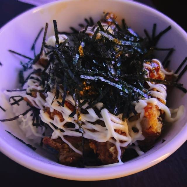 この前カラオケで食べた唐揚げ丼美味しすぎた件