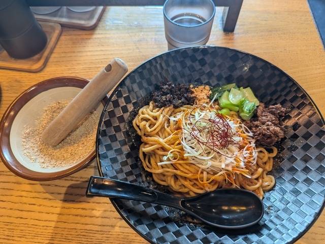 お昼ご飯🍜1560