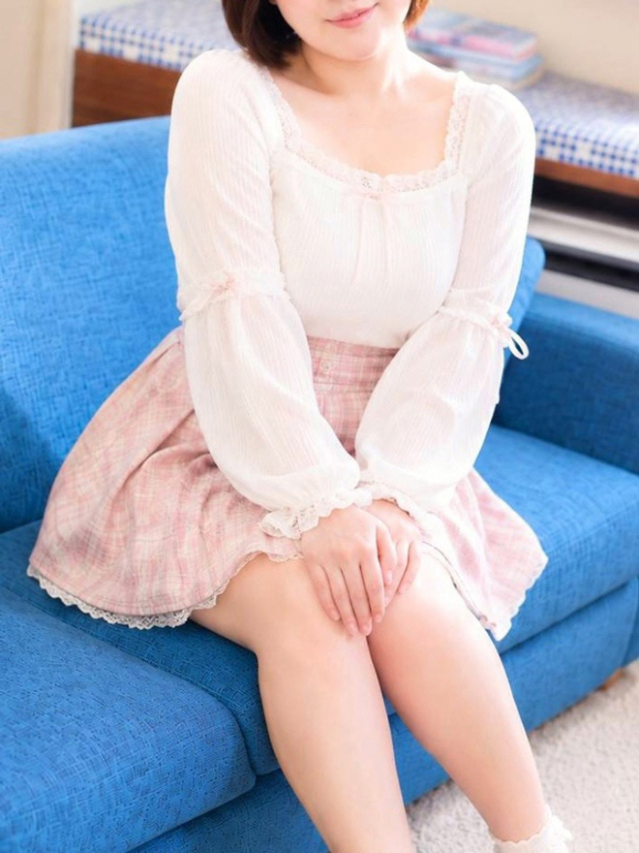 なこ(美人妻御奉仕倶楽部Hip's 松戸店)
