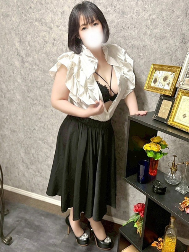 ちなつ（素人妻御奉仕倶楽部Hip's 西川口店）