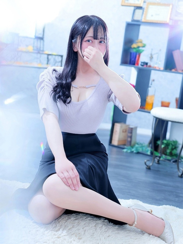 みいな(素人妻御奉仕倶楽部Hip's 西川口店)