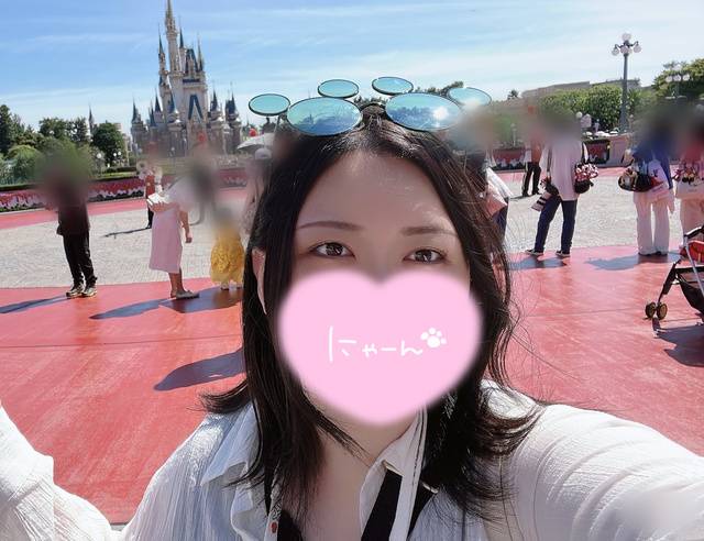 えみりってどんなひと？