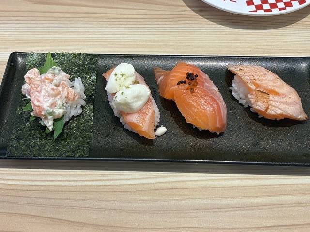 おしゅし=͟͟͞͞🍣ｵｽｼ(｢🍣･ω･)｢🍣