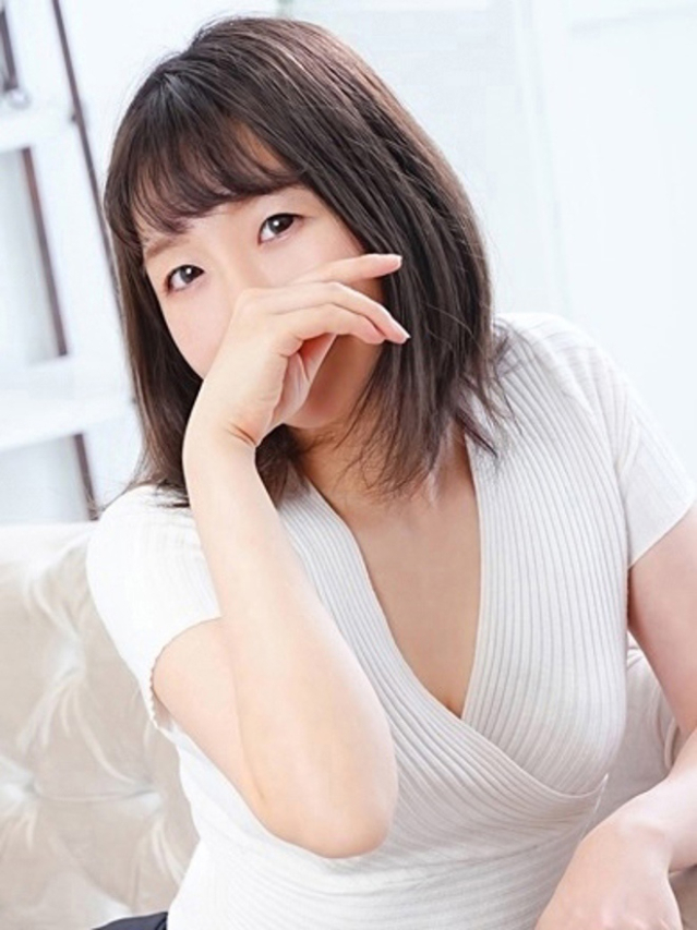 ことみ（高級エステセラピスト）