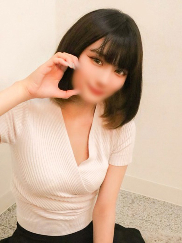 みん（高級エステセラピスト）
