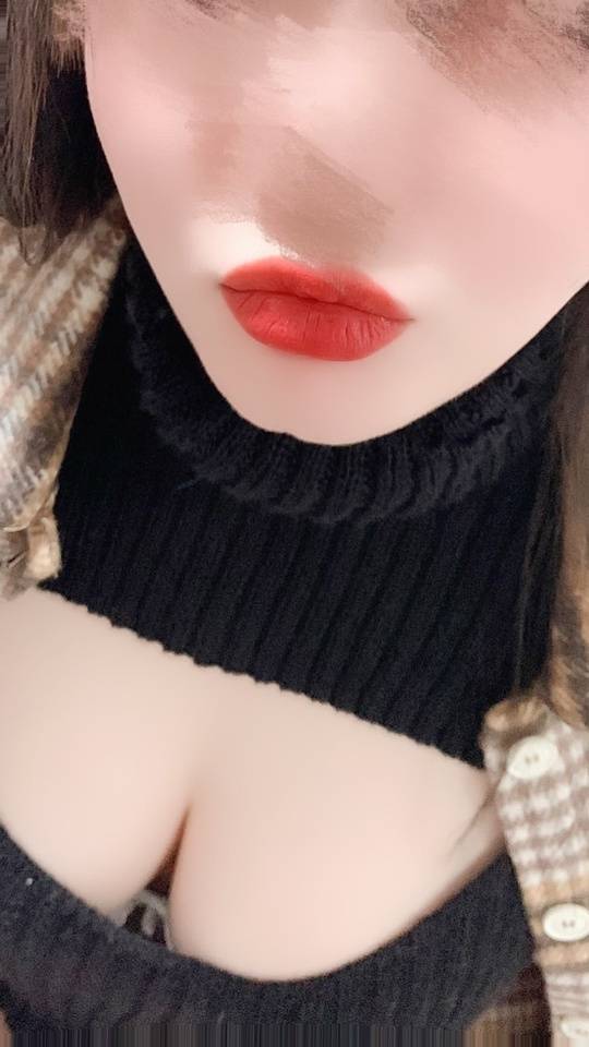 出勤してるよ🥰ちゅーしよっ🩷ྀི