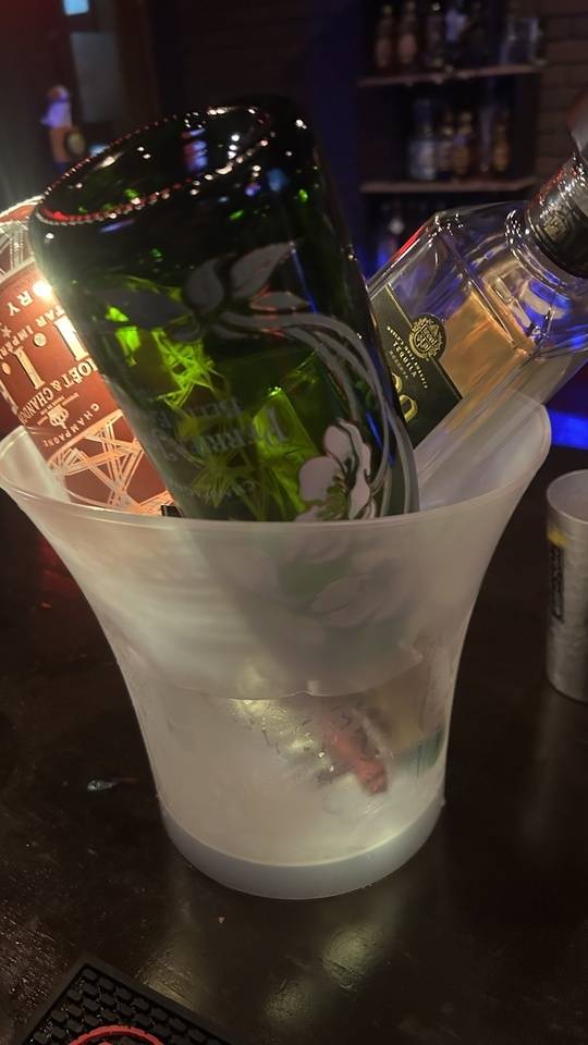 お酒だいすきです。