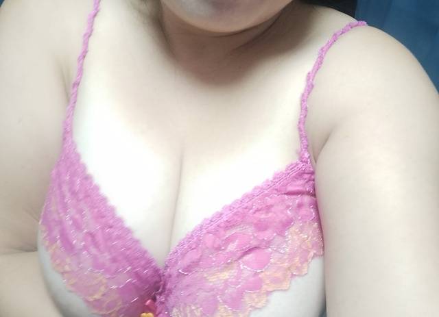 しおん(若妻淫乱倶楽部 久喜店)