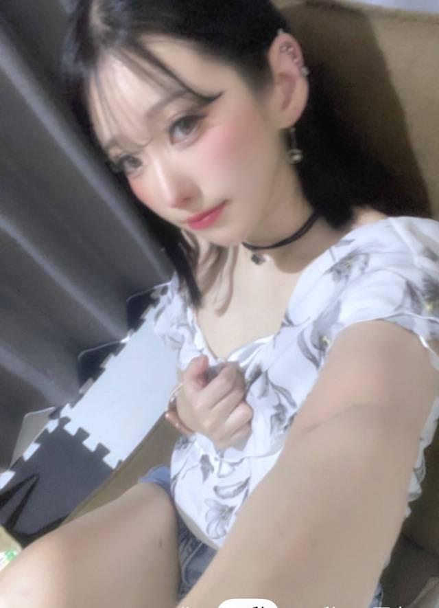 あーつーいー