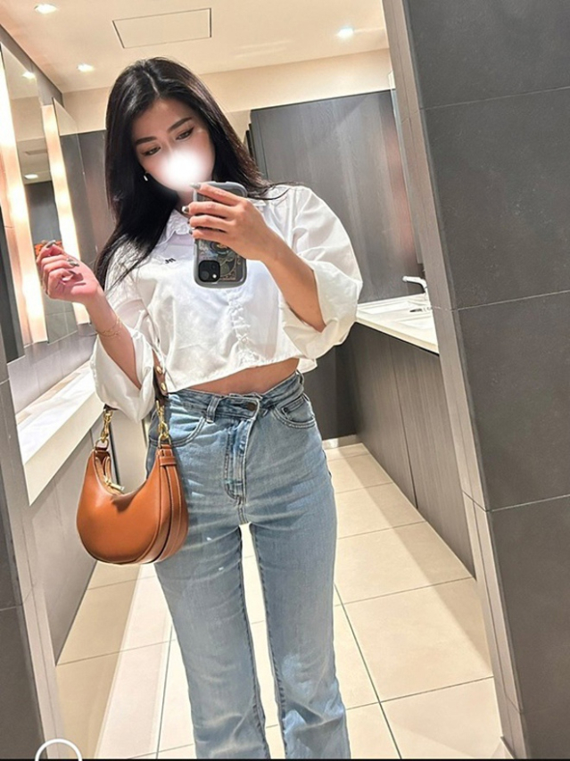 ゆりな(若妻淫乱倶楽部 久喜店)